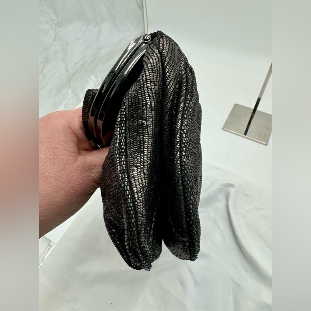 Tracy Reese Black‎ Sequel Kisslock Clutch - Picture 8 of 10